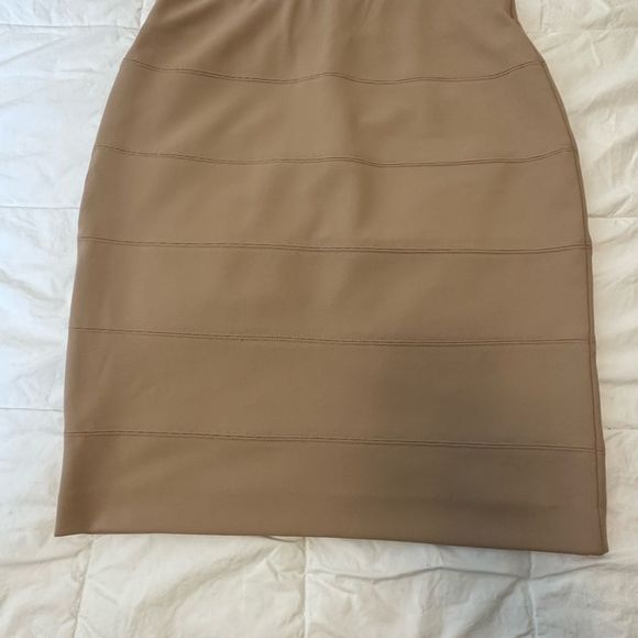 Alfani mini pencil skirt elastic waist spandex med. medium mini spandex skirt. - Picture 5 of 9